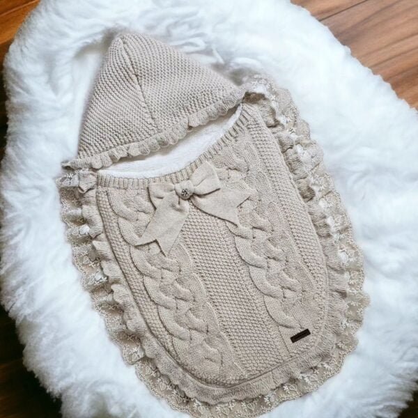 SLEEPING BAG